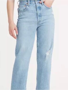 Levi's Ribcage Straight jeans - Light Wash - Distressed - Women's size 24wx27L